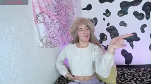 Snapshot of brihanna_cooper chatting on December 5, 2025, 1:52 pm bri online show from December 5, 2025, 1:52 pm