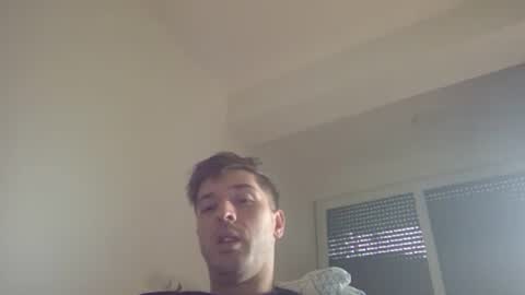 Snapshot of brii0000 chatting on January 15, 2025, 11:32 am brii0000 online show from January 15, 2025, 11:32 am