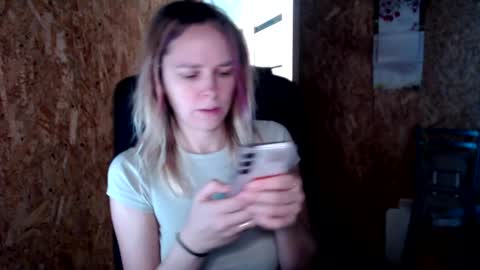 brilliantly online show from December 17, 2025, 10:10 am