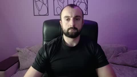 brindlefly69 online show from November 18, 2025, 11:25 am