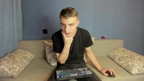 Snapshot of bristlebback chatting on September 20, 2025, 1:12 pm bristlebback online show from September 20, 2025, 1:12 pm