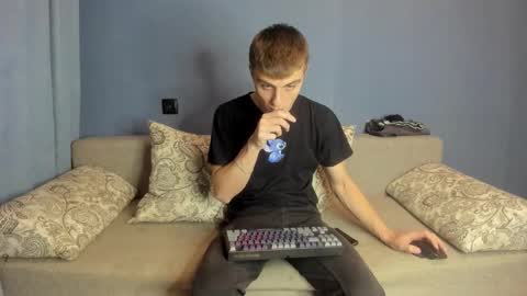 Snapshot of bristlebback chatting on October 9, 2025, 6:06 pm bristlebback online show from October 9, 2025, 6:06 pm