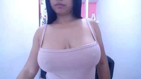 Snapshot of britanyx1 chatting on January 13, 2025, 5:23 pm britanyx1 online show from January 13, 2025, 5:23 pm