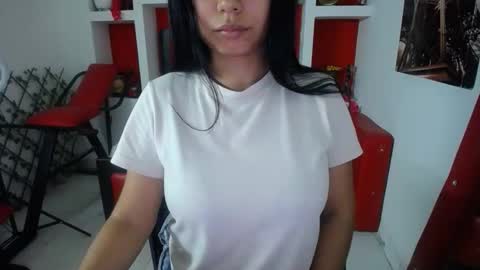 Snapshot of britanyx1 chatting on September 18, 2025, 12:18 pm britanyx1 online show from September 18, 2025, 12:18 pm