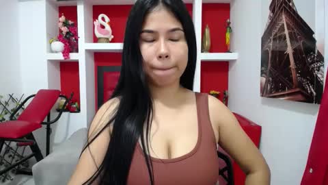 Snapshot of britanyx1 chatting on September 30, 2025, 12:21 pm britanyx1 online show from September 30, 2025, 12:21 pm