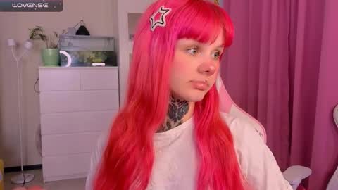 Snapshot of britney_lynch chatting on November 25, 2025, 7:36 pm Britney online show from November 25, 2025, 7:36 pm