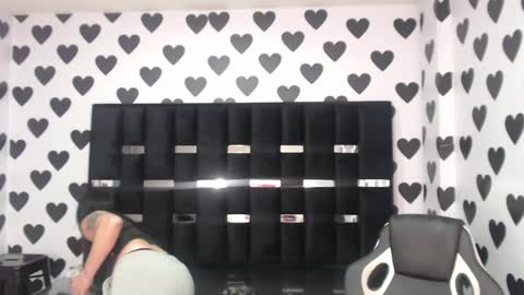 Britney  online show from January 8, 2025, 9:53 am