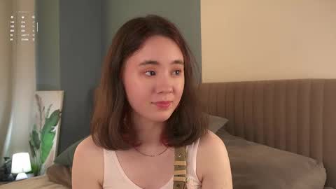 Snapshot of britthe chatting on September 11, 2025, 11:32 am Lina online show from September 11, 2025, 11:32 am