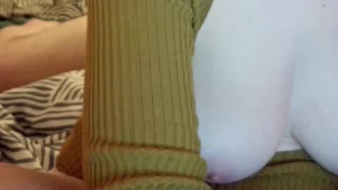 Claire and Gary online show from December 25, 2024, 5:47 pm