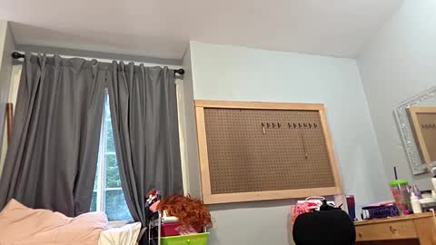 brkenprincess81 online show from October 29, 2025, 3:25 pm