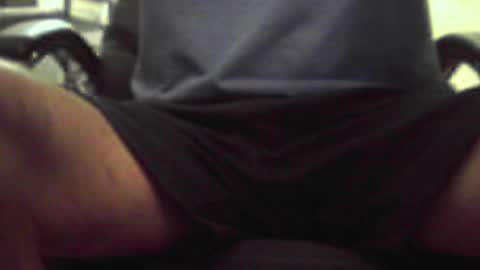 Snapshot of brode3 chatting on December 13, 2024, 6:38 pm brode3 online show from December 13, 2024, 6:38 pm