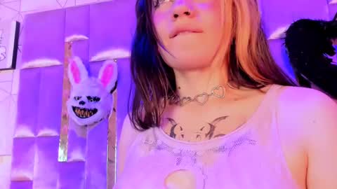 Snapshot of broklin_white23 chatting on February 3, 2025, 7:21 pm online show from February 3, 2025, 7:21 pm