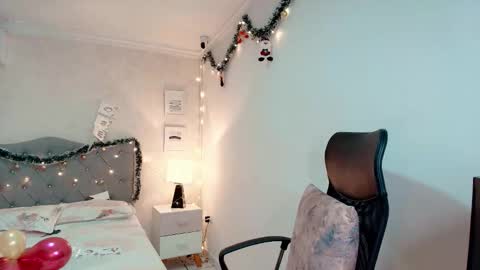 Brook Loves online show from December 15, 2025, 5:28 pm