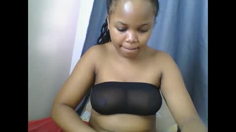 brownie_curvy online show from December 2, 2025, 7:25 am
