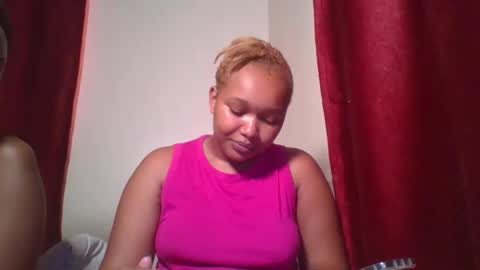 Snapshot of browny_candyz chatting on December 15, 2024, 12:38 pm Tracy online show from December 15, 2024, 12:38 pm
