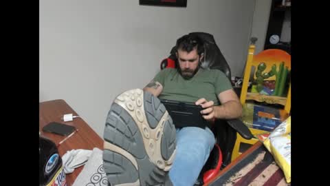 BRUTALMASTER1983 online show from January 2, 2025, 7:07 pm