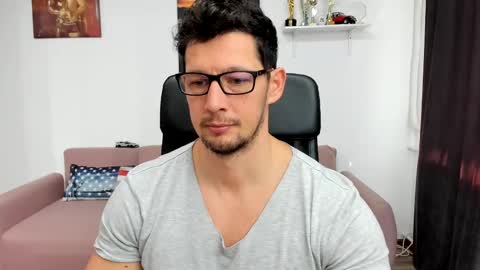 Brutus K online show from January 4, 2025, 9:32 am