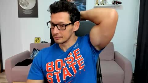 Brutus K online show from November 21, 2025, 7:18 am