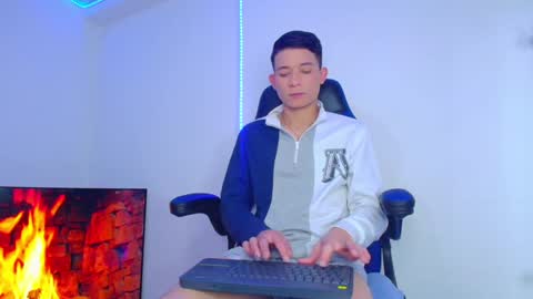 BRYAM INDEPENDENT MODEL online show from January 30, 2025, 2:49 am