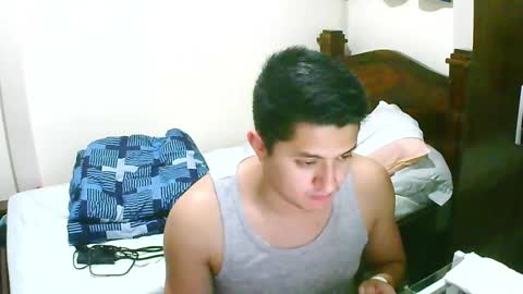 Snapshot of bryanbendy chatting on January 28, 2025, 2:43 am bryanbendy online show from January 28, 2025, 2:43 am