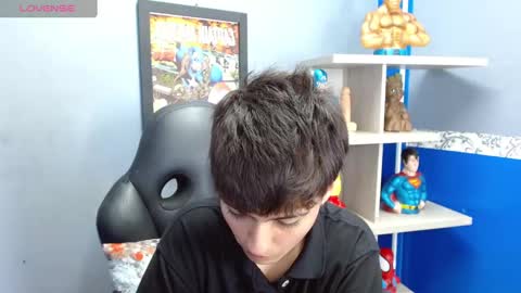 Snapshot of bryce_evans chatting on December 24, 2024, 6:06 pm B R Y C E online show from December 24, 2024, 6:06 pm