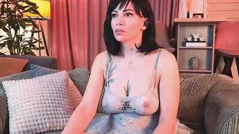Snapshot of bubblecum4 chatting on February 2, 2025, 3:49 pm MayaCroft online show from February 2, 2025, 3:49 pm