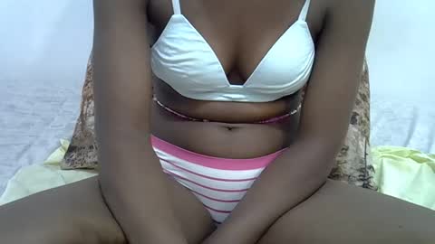 Snapshot of bubbly_ass247 chatting on November 11, 2025, 6:41 pm bubbly online show from November 11, 2025, 6:41 pm