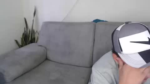 Snapshot of buda_and_cataleya_ chatting on September 10, 2025, 3:23 pm Buda y Cataleya online show from September 10, 2025, 3:23 pm