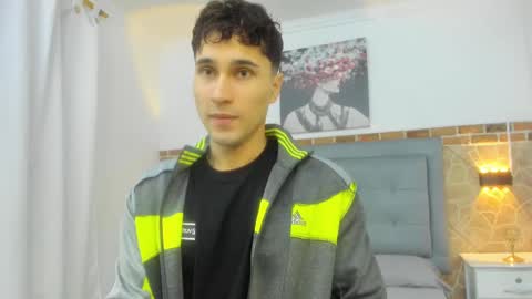 Snapshot of buddy_whitte chatting on February 16, 2025, 11:27 am Buddy Whitte online show from February 16, 2025, 11:27 am