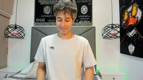 Snapshot of buddy_whitte chatting on November 3, 2025, 12:17 pm Buddy Whitte online show from November 3, 2025, 12:17 pm