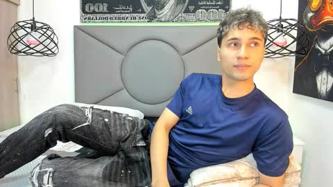 Snapshot of buddy_whitte chatting on November 8, 2025, 11:43 am Buddy Whitte online show from November 8, 2025, 11:43 am