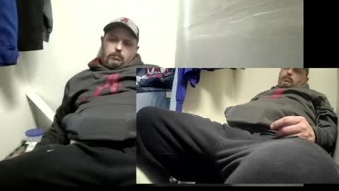 Snapshot of budsonly33 chatting on January 21, 2025, 12:50 pm budsonly33 online show from January 21, 2025, 12:50 pm