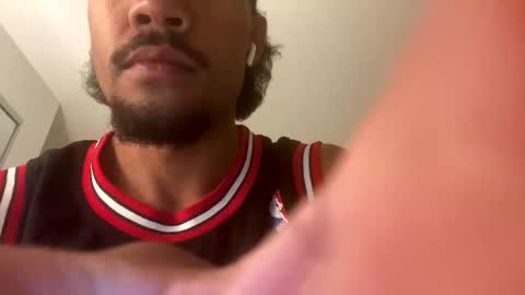 Snapshot of bulaboy27 chatting on January 30, 2025, 11:33 am meaty man online show from January 30, 2025, 11:33 am