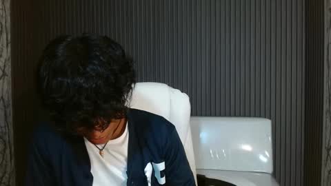 Snapshot of bull_cam chatting on September 8, 2025, 4:06 pm bull_cam online show from September 8, 2025, 4:06 pm