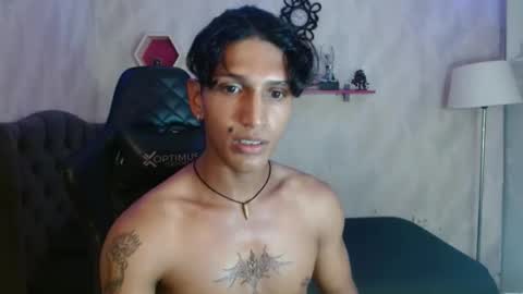 Snapshot of bull_cam chatting on September 24, 2025, 8:01 pm bull_cam online show from September 24, 2025, 8:01 pm