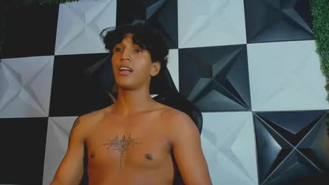 Snapshot of bull_cam chatting on September 26, 2025, 8:35 pm bull_cam online show from September 26, 2025, 8:35 pm