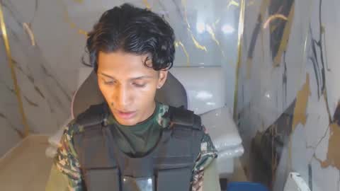 Snapshot of bull_cam chatting on October 13, 2025, 6:41 pm bull_cam online show from October 13, 2025, 6:41 pm