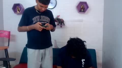 Snapshot of bull_cam chatting on November 9, 2025, 8:51 pm bull_cam online show from November 9, 2025, 8:51 pm