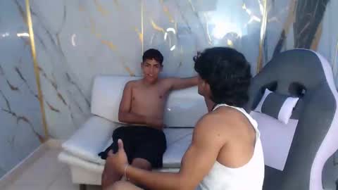 Snapshot of bull_cam chatting on November 27, 2025, 4:20 pm bull_cam online show from November 27, 2025, 4:20 pm