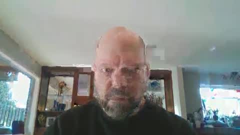 Snapshot of bulldog302w chatting on February 14, 2025, 2:33 pm bulldog302w online show from February 14, 2025, 2:33 pm