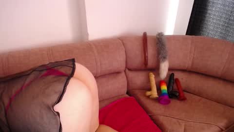 Snapshot of bunny_hoot chatting on February 24, 2025, 7:30 pm NINA online show from February 24, 2025, 7:30 pm