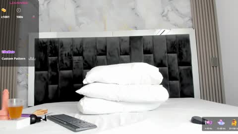 Snapshot of bunny_maxxi chatting on December 11, 2024, 3:37 pm bunny online show from December 11, 2024, 3:37 pm