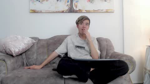 Snapshot of bunny_maxxi chatting on January 17, 2025, 3:43 pm bunny online show from January 17, 2025, 3:43 pm