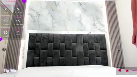 Snapshot of bunny_maxxi chatting on February 9, 2025, 12:08 pm bunny online show from February 9, 2025, 12:08 pm