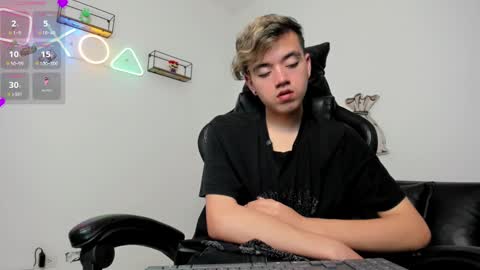 Snapshot of bunny_maxxi chatting on February 10, 2025, 3:32 pm bunny online show from February 10, 2025, 3:32 pm