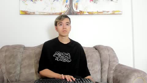 Snapshot of bunny_maxxi chatting on February 18, 2025, 12:17 pm bunny online show from February 18, 2025, 12:17 pm