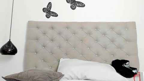 Snapshot of bunny_maxxi chatting on September 29, 2025, 12:21 pm bunny online show from September 29, 2025, 12:21 pm