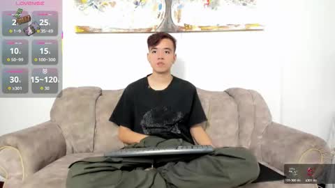 Snapshot of bunny_maxxi chatting on October 7, 2025, 12:35 pm bunny online show from October 7, 2025, 12:35 pm