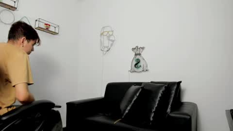 Snapshot of bunny_maxxi chatting on November 24, 2025, 12:16 pm bunny online show from November 24, 2025, 12:16 pm