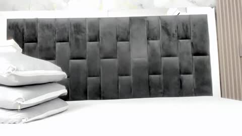 Snapshot of bunny_maxxi chatting on December 5, 2025, 12:14 pm bunny online show from December 5, 2025, 12:14 pm